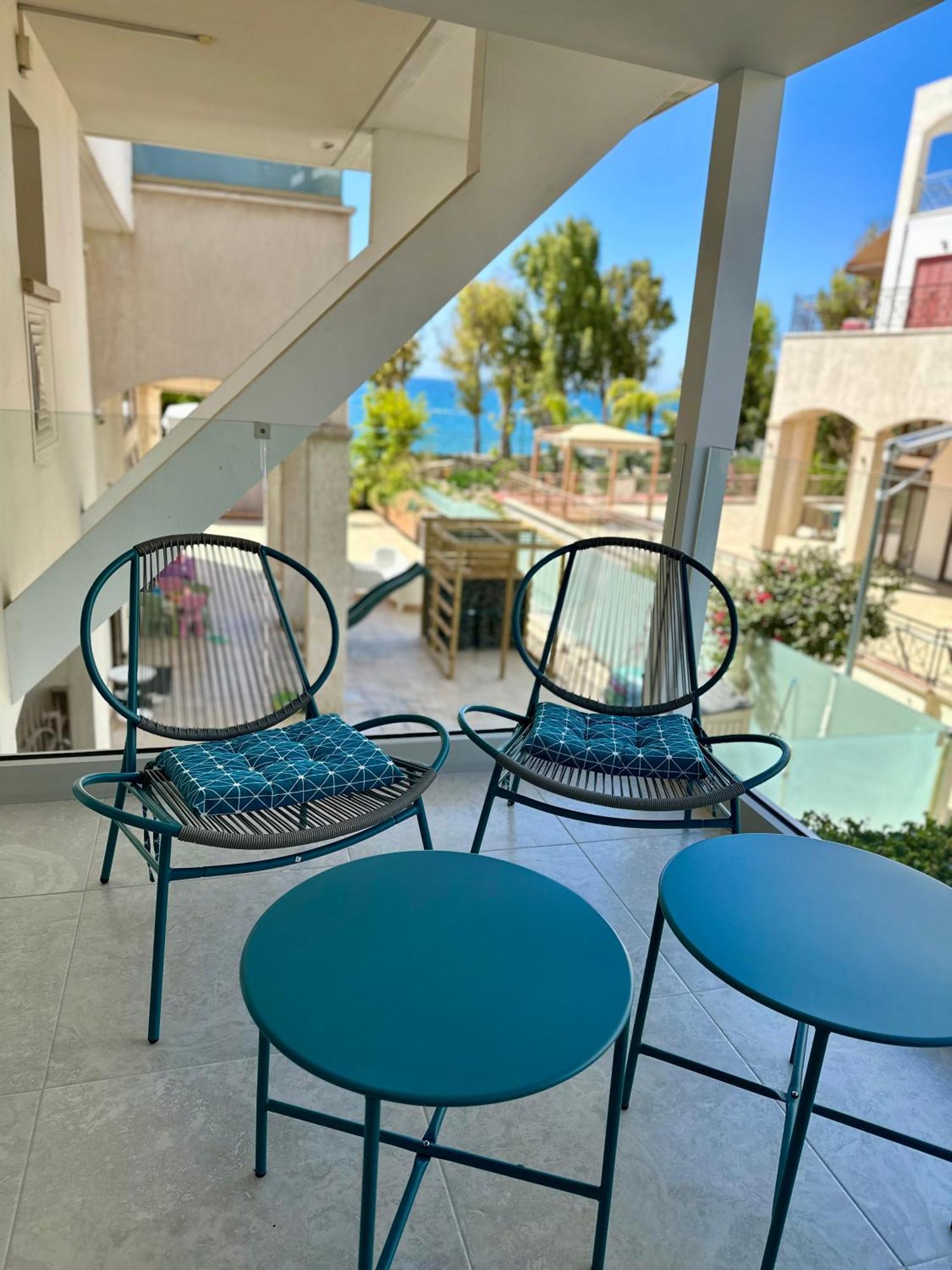 Galatex Beach Apartment 레메소스 외부 사진