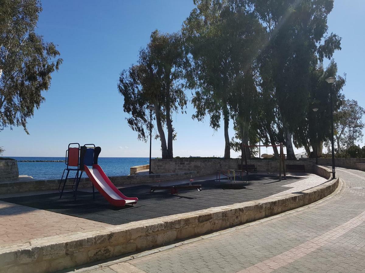 Galatex Beach Apartment 레메소스 외부 사진