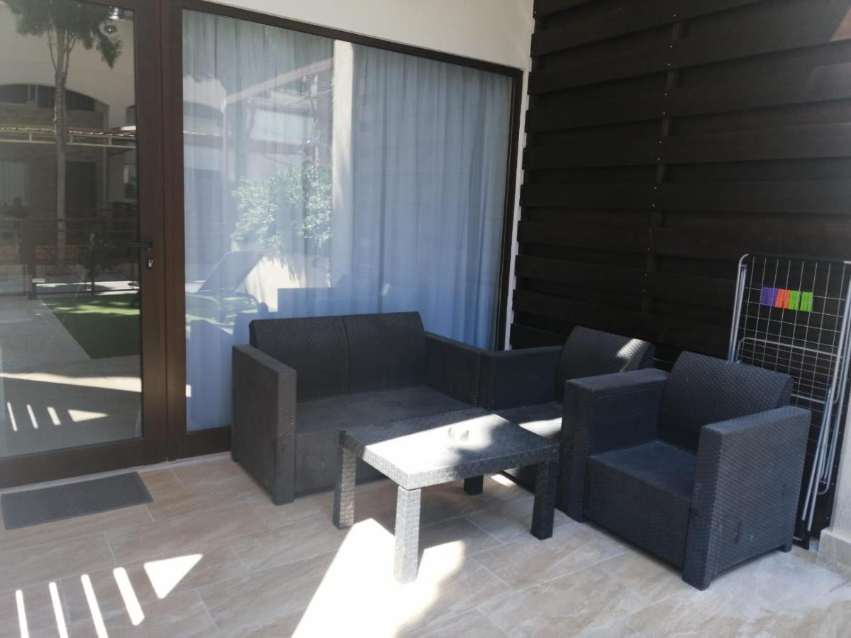 Galatex Beach Apartment 레메소스 외부 사진